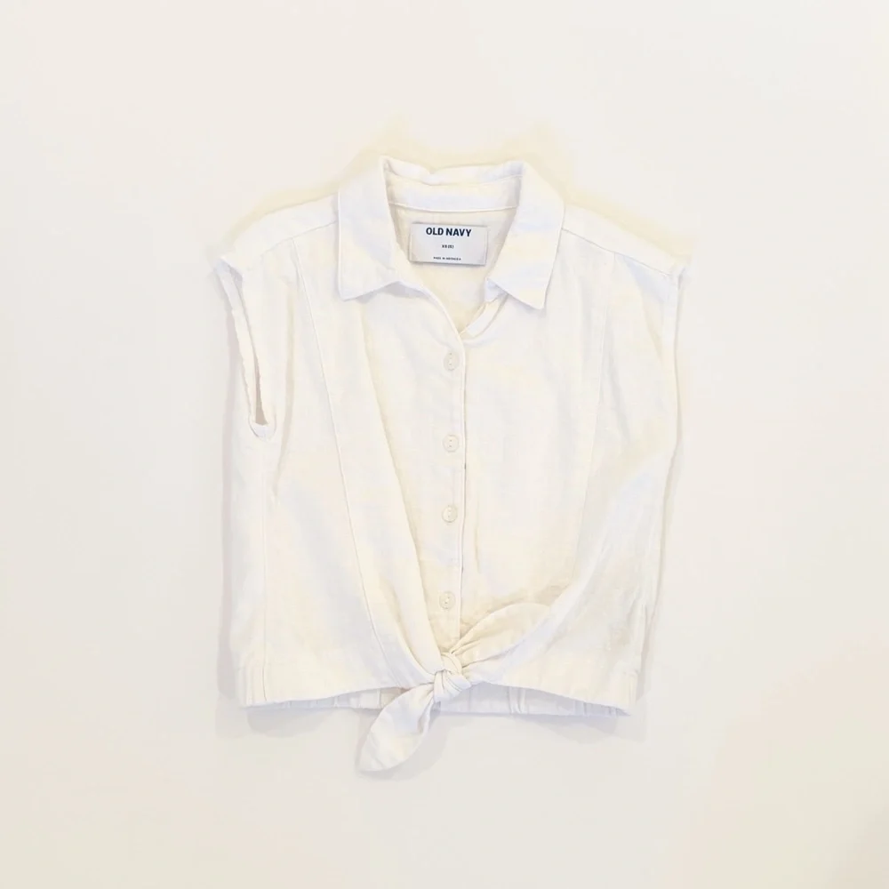 Old Navy Girl’s Front Tie Button Up Top